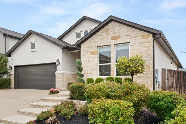 $424,900 | 6514 Velvet Leaf Lane, Buda, TX 78610