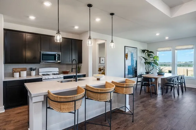 $424,900 | 6514 Velvet Leaf Lane, Buda, TX 78610