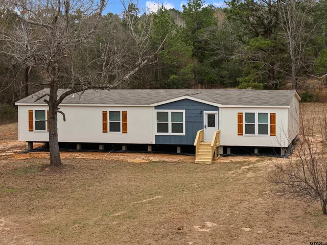 $240,000 | 15317 Farm To Market 95, Mount Enterprise, TX 75681