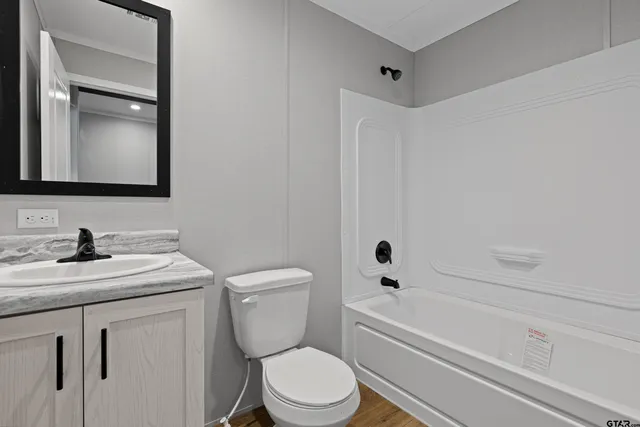 $240,000 | 15317 Farm To Market 95, Mount Enterprise, TX 75681