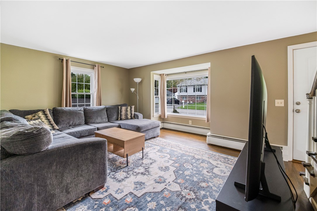 6 Cole Street Smithfield, RI 02828 - Photo 9 of 29