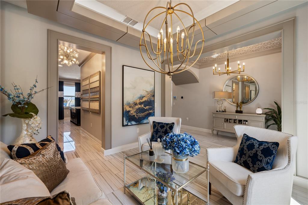 10950 Lemon Lake Boulevard Orlando, FL 32836 - Photo 6 of 53 a kitchen with a table and chairs