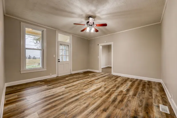 $1,800 | 2030 Spring Creek Road, Lebanon, TN 37087