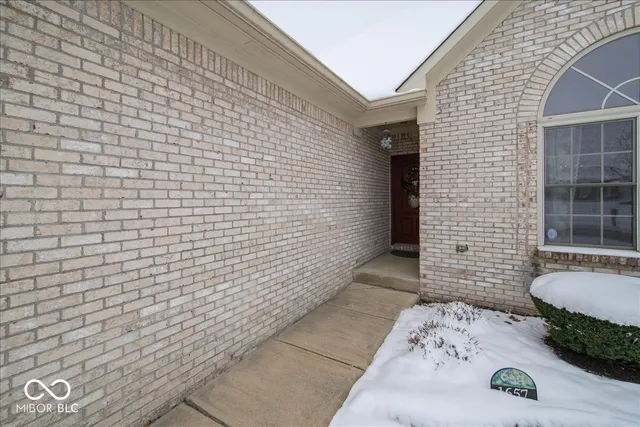 $329,900 | 1657 Grindstone Way, Greenfield, IN 46140