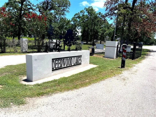 a view of an outdoor space and a yard