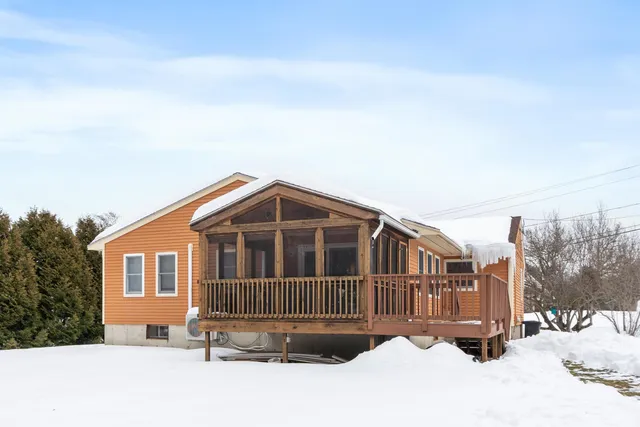 $625,000 | 7 Brentwood Avenue, Salem, NH 03079