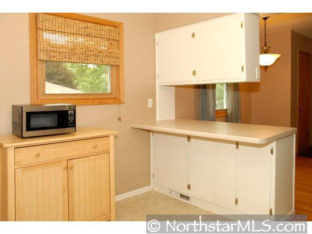 1225 Cascade Street Northwest Rochester, MN 55901 - Photo 4 of 8
