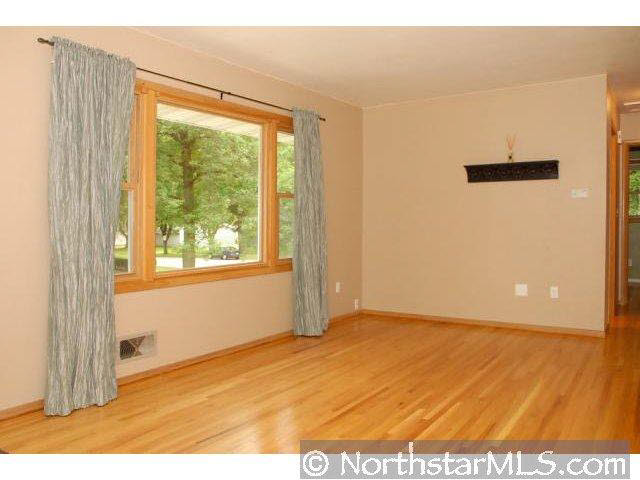 1225 Cascade Street Northwest Rochester, MN 55901 - Photo 5 of 8
