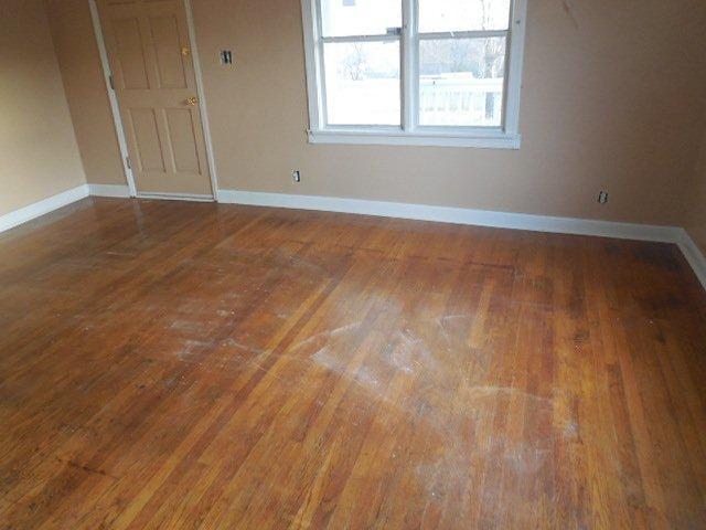 8513 Walnut Road Hixson, TN 37343 - Photo 8 of 18 LIVING ROOM