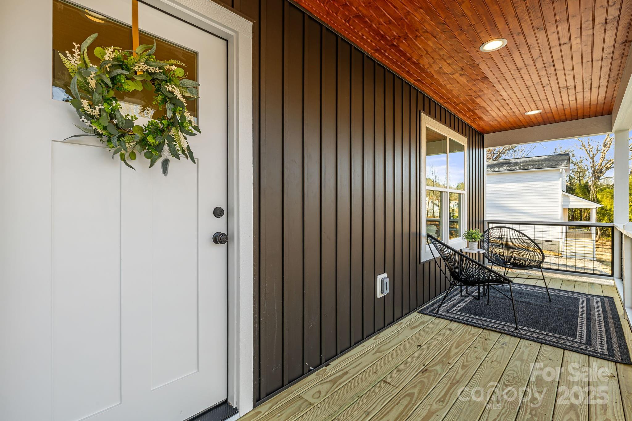 386 Holtzclaw Street Canton, NC 28716 - Photo 9 of 43