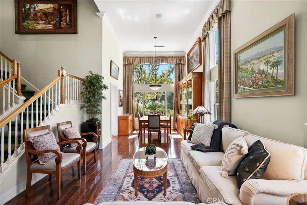 27600 Rutherford Place Valencia, CA 91354 - Photo 11 of 69 Gallery Image 11
