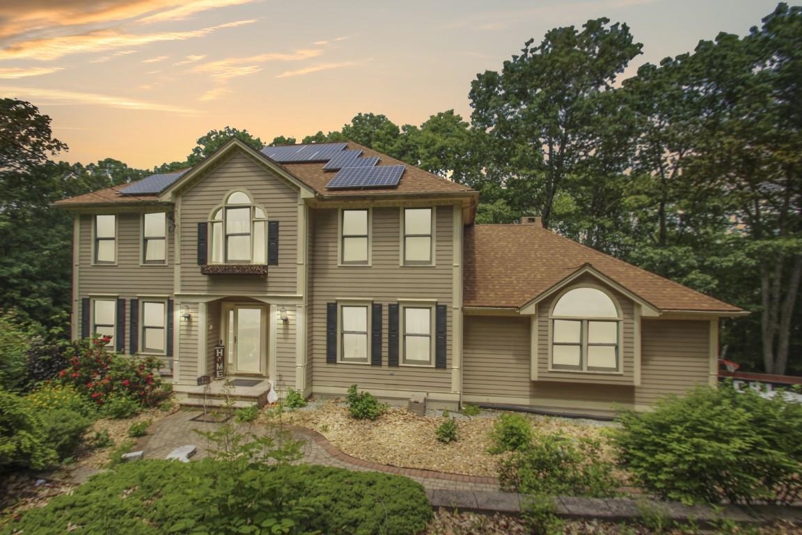 104 Castle Hill Road Windham, NH 03087 - Photo 1 of 21