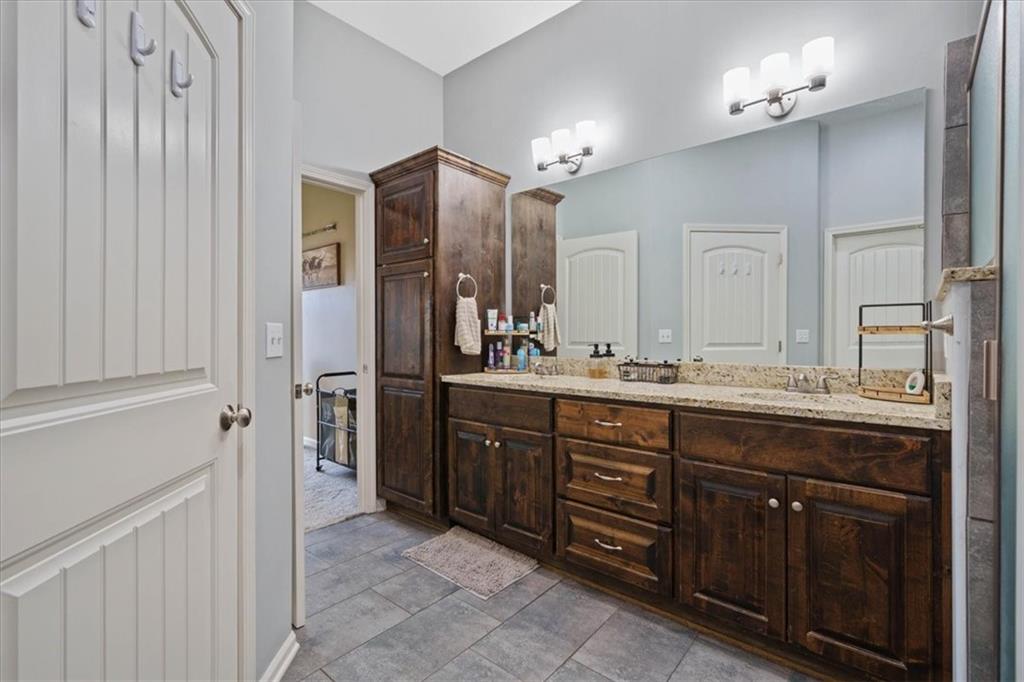 16746 Ruby Way Basehor, KS 66007 - Photo 18 of 32