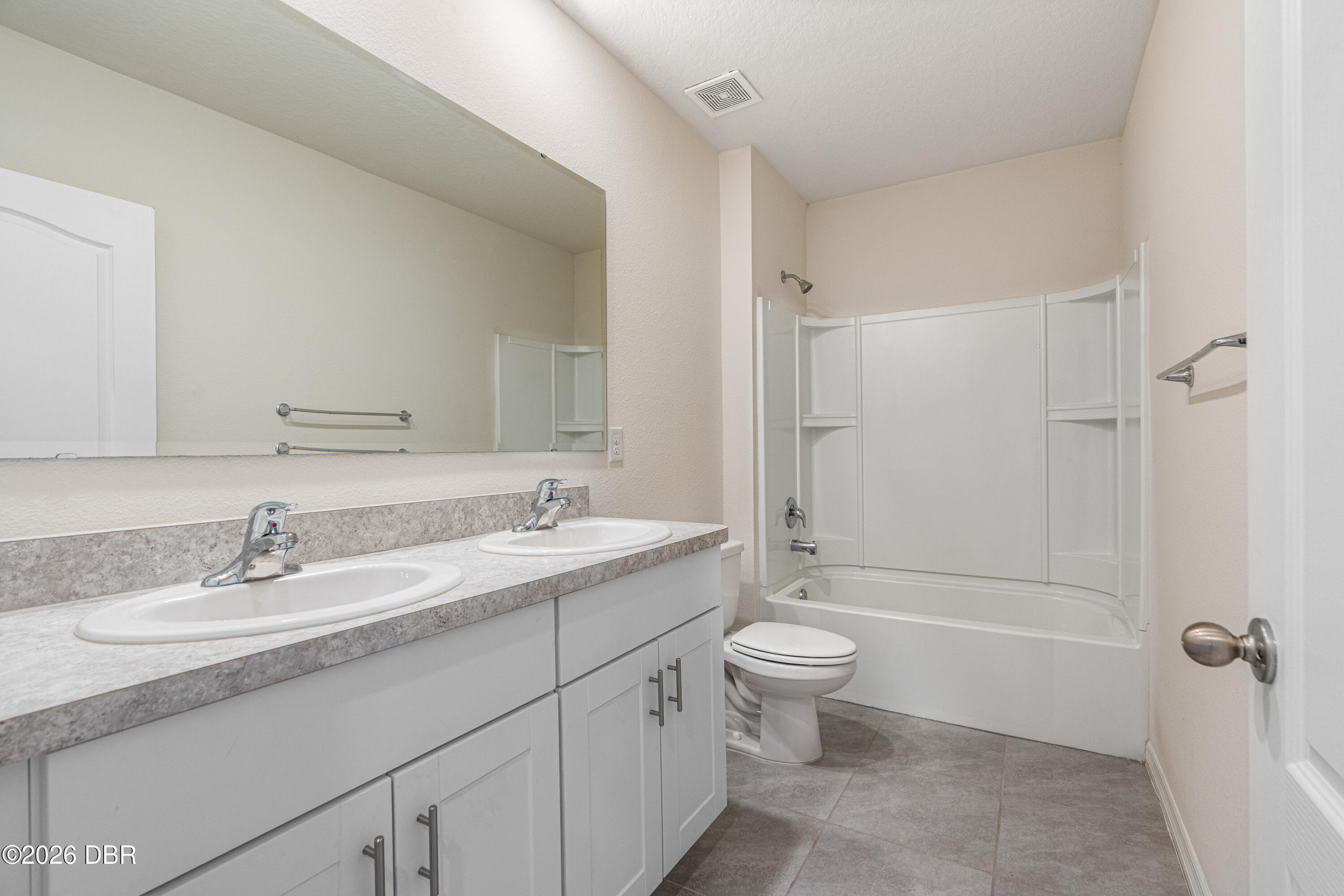 2731 Fieldbrooke Way Edgewater, FL 32141 - Photo 48 of 66 2731 Fieldbrooke Way-44