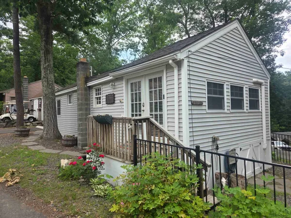 $285,000 | 1 2nd Street, Windham, NH 03087