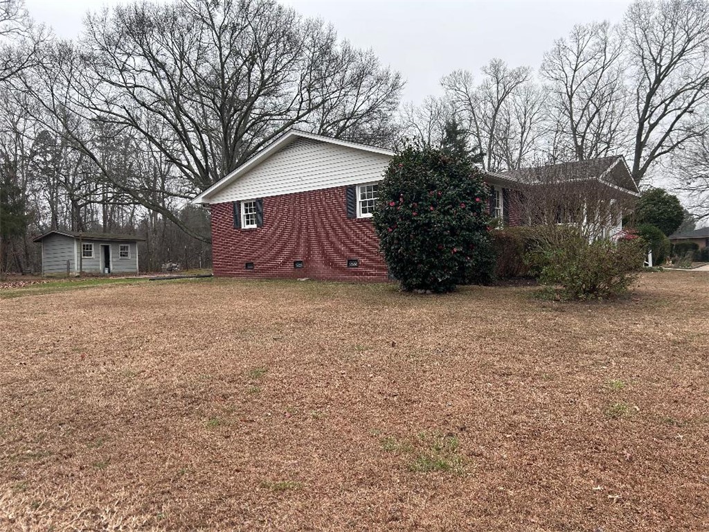 109 West Stewart Street Pelzer, SC 29669 - Photo 10 of 40