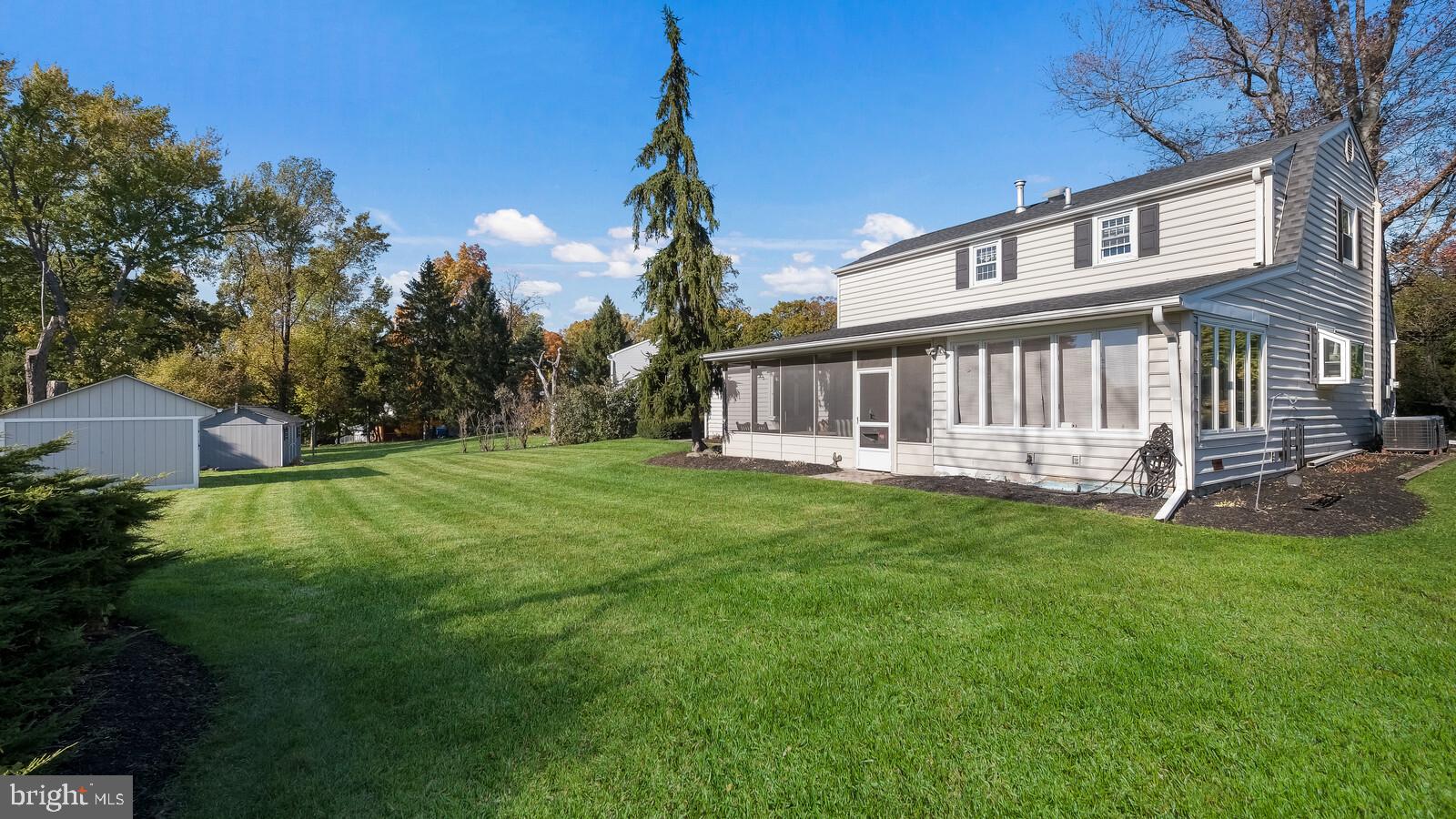 228 Norfolk Road Warminster, PA 18974 - Photo 11 of 11 Gallery Image 11