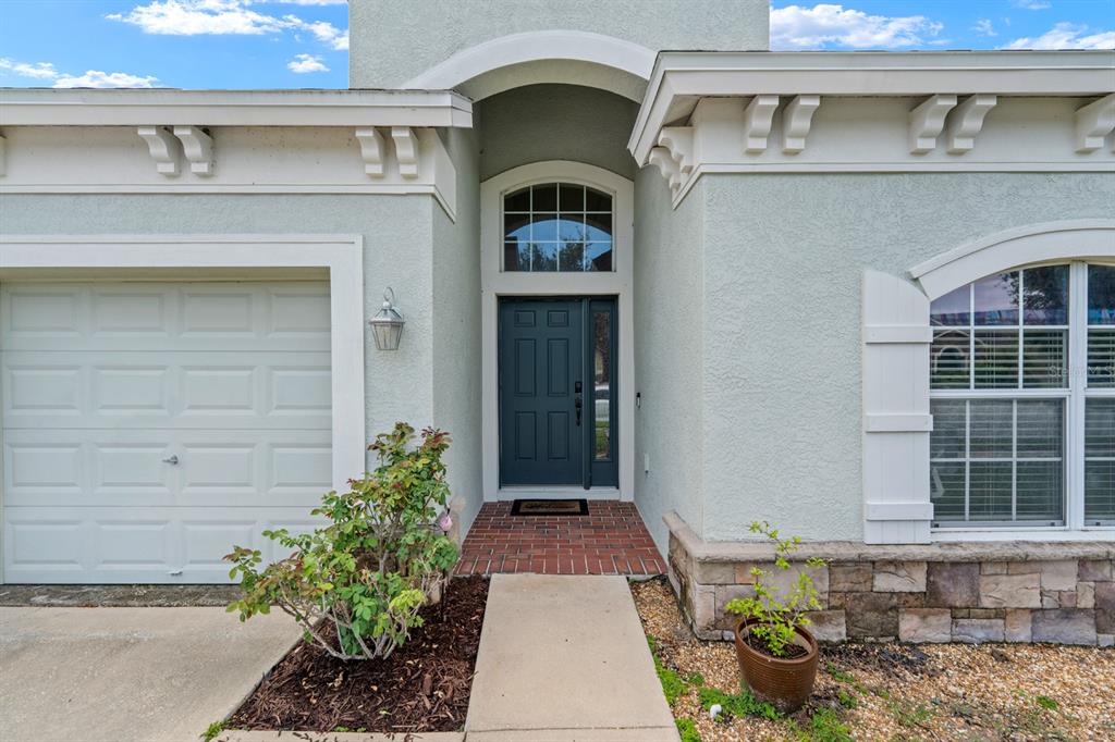 6751 Boulder Run Loop Wesley Chapel, FL 33545 - Photo 3 of 37