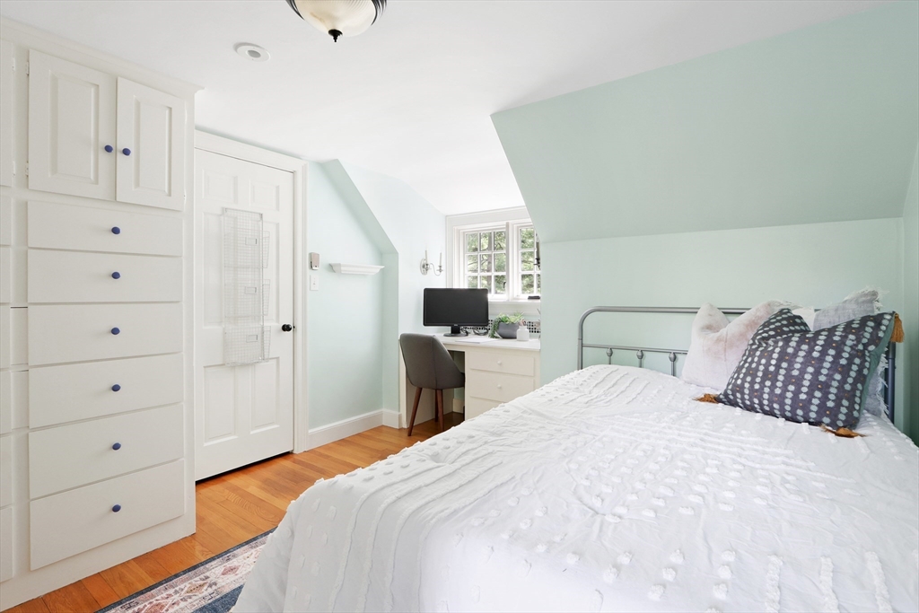 42 Edmunds Road Wellesley, MA 02481 - Photo 28 of 42