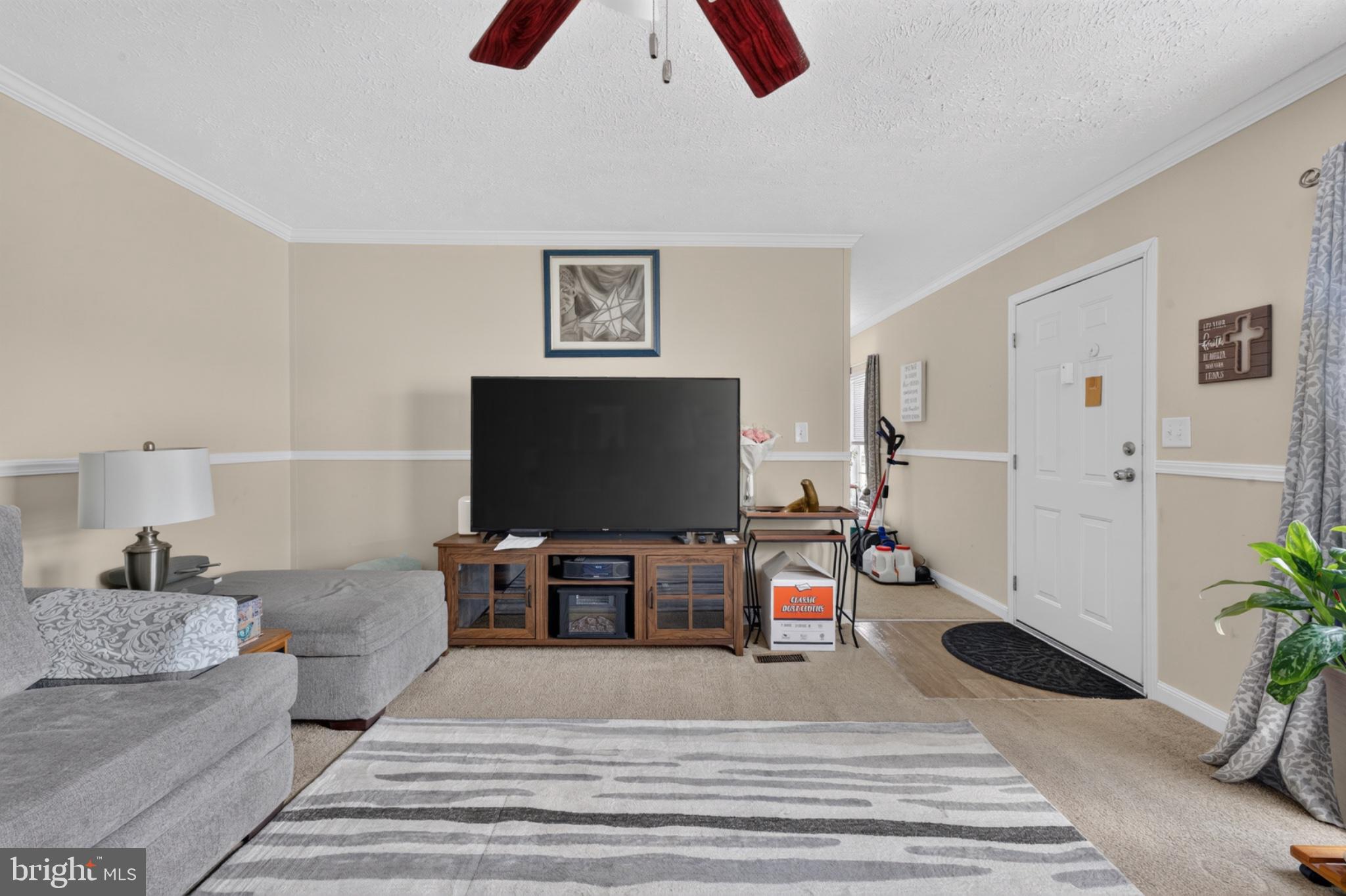 412 Ranee Loop Bear, DE 19701 - Photo 8 of 24 Cozy living space with inviting charm.