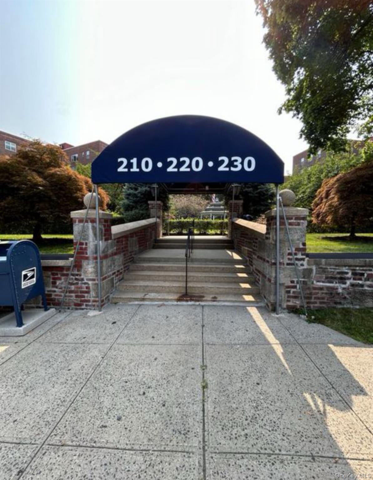 230 Pelham Road, Unit 6F New Rochelle, NY 10805 - Photo 26 of 29 a sign board