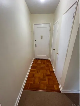 $2,095 | 230 Pelham Road, Unit 6F, New Rochelle, NY 10805