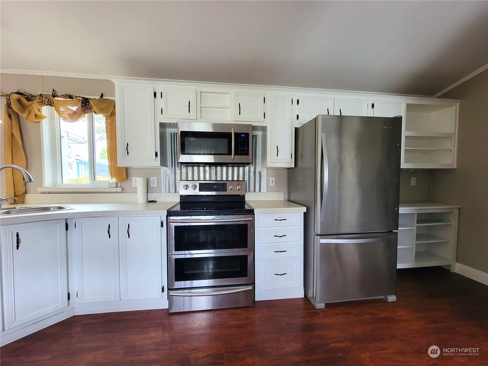 196 Jacobson Road, Unit 65 Cathlamet, WA 98612 - Photo 8 of 25 Gallery Image 8