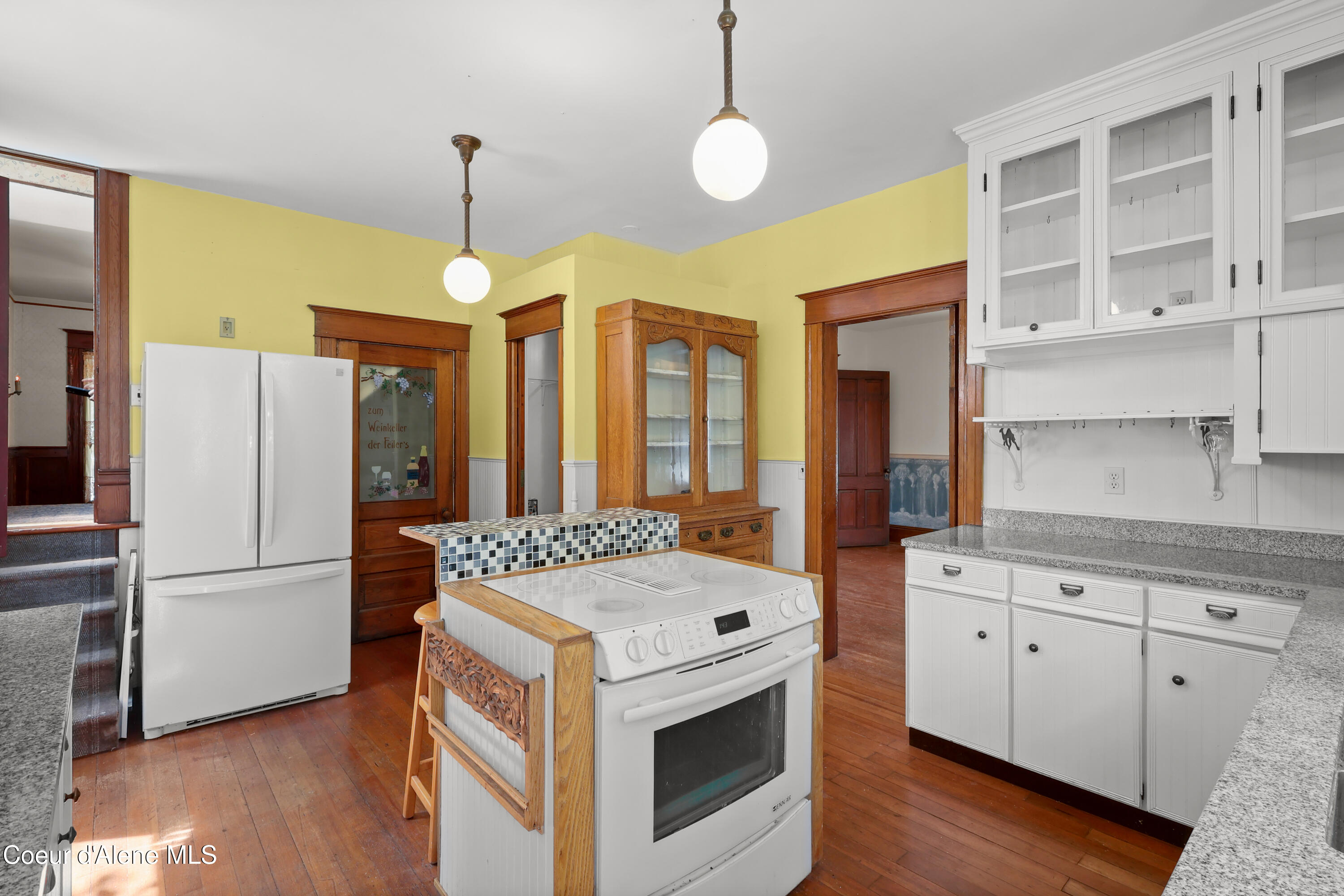 211 2nd Street Wallace, ID 83873 - Photo 13 of 26 Kitchen