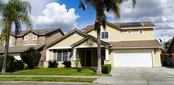 $454,900 | 1325 South Bailey Avenue, Fresno, CA 93727