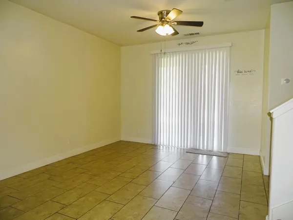 $454,900 | 1325 South Bailey Avenue, Fresno, CA 93727