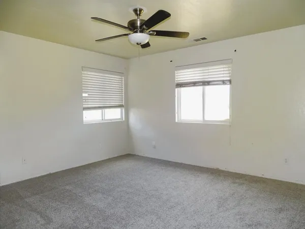 $454,900 | 1325 South Bailey Avenue, Fresno, CA 93727