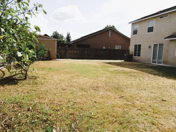 $454,900 | 1325 South Bailey Avenue, Fresno, CA 93727