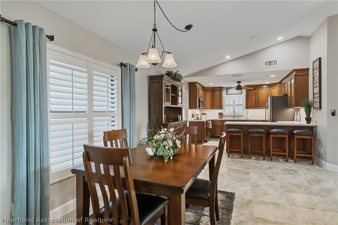 39 Quail Roost Road Lake Placid, FL 33852 - Photo 5 of 31 Gallery Image 5