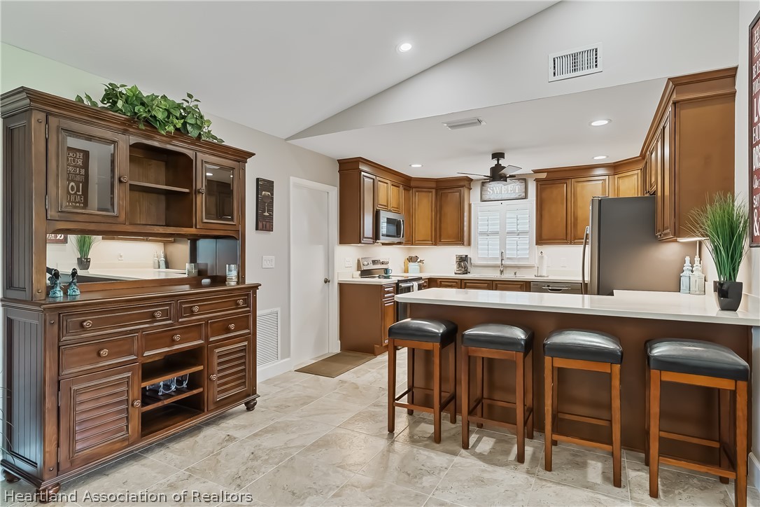 39 Quail Roost Road Lake Placid, FL 33852 - Photo 6 of 31 Gallery Image 6