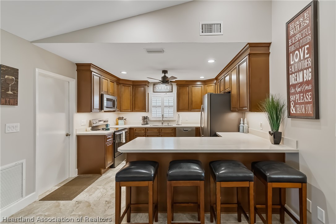 39 Quail Roost Road Lake Placid, FL 33852 - Photo 7 of 31 Gallery Image 7