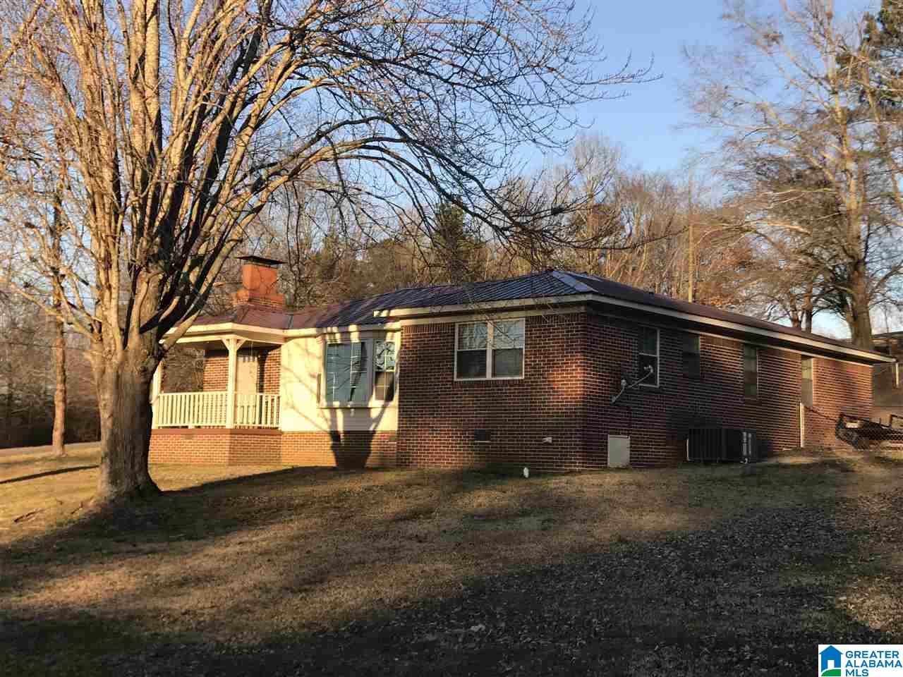 47 Virginia Street Oneonta, AL 35121 - Photo 3 of 23