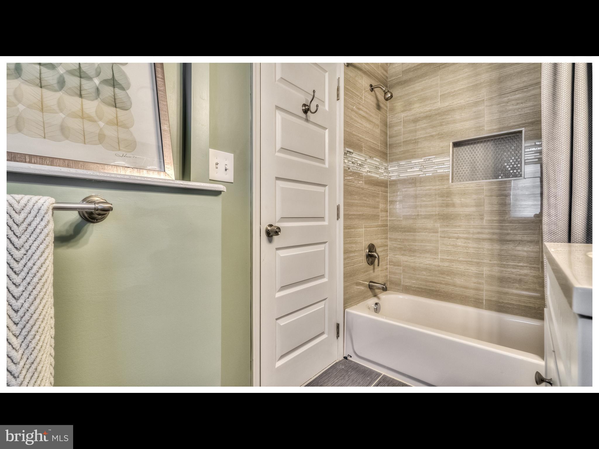 3409 Dennlyn Road Baltimore, MD 21215 - Photo 21 of 30 Bathroom # 3