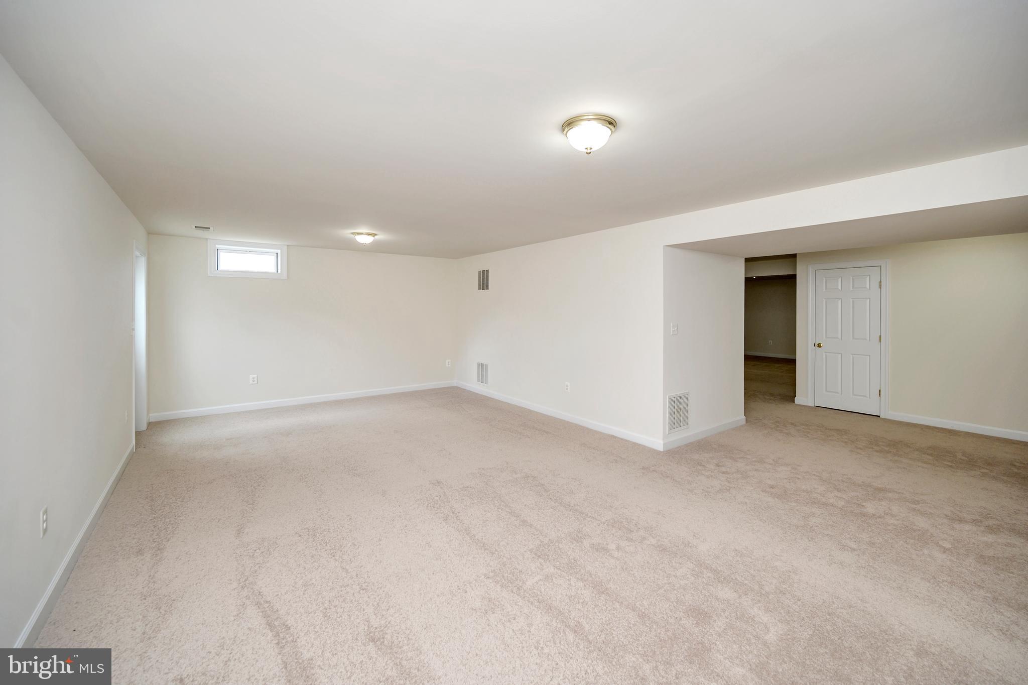 4278 Meyers Road Triangle, VA 22172 - Photo 12 of 54