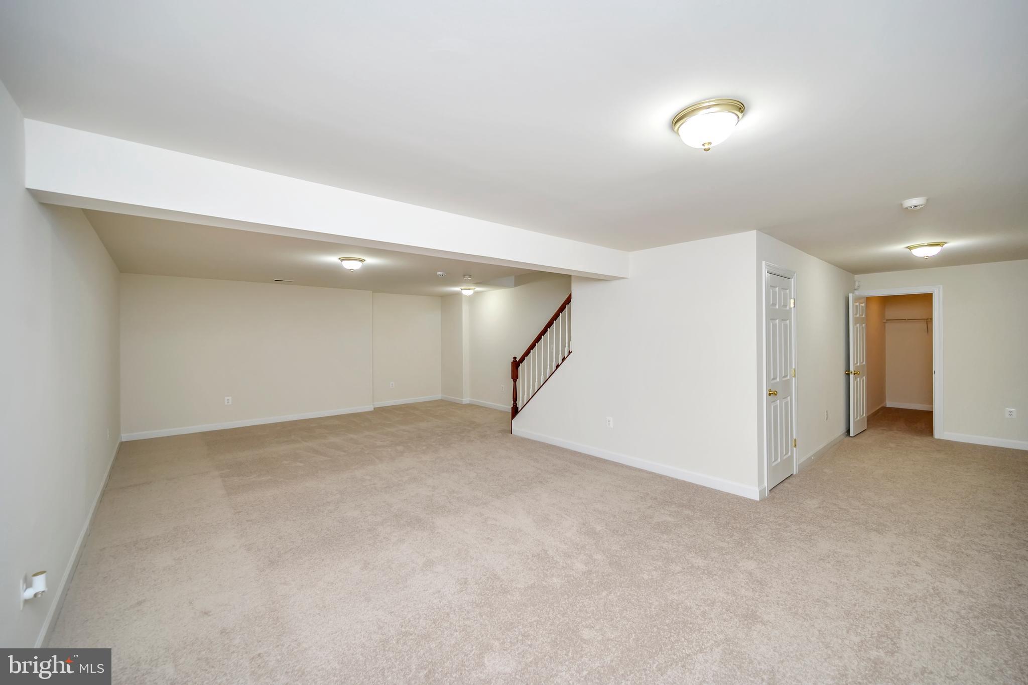 4278 Meyers Road Triangle, VA 22172 - Photo 9 of 54