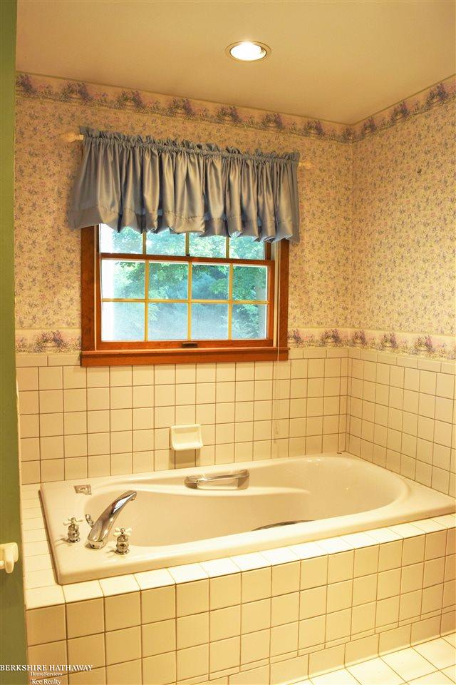 20 Stinson Road Memphis, MI 48041 - Photo 18 of 40 Bathroom 1