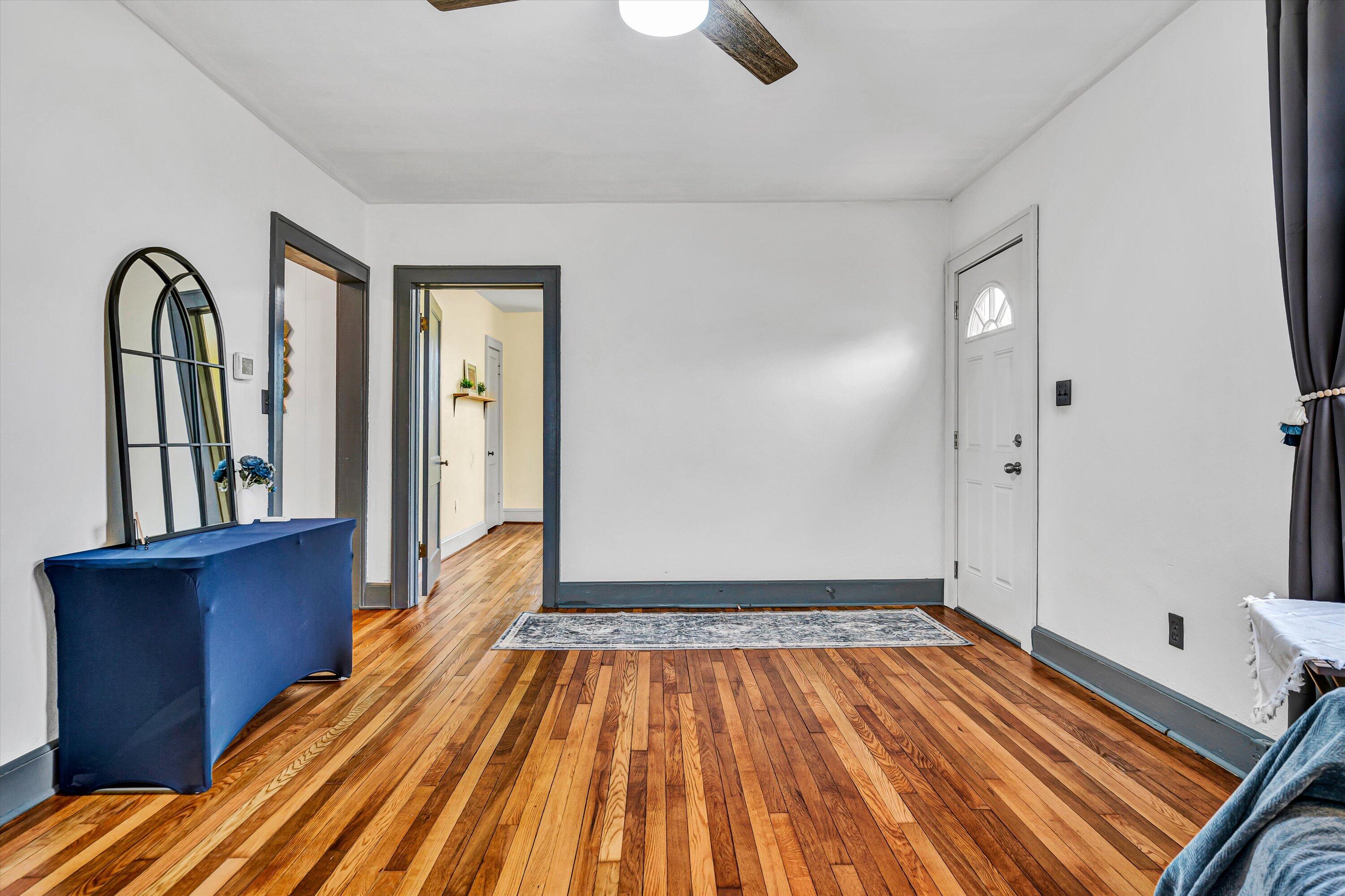 2837 Cannaday Road Northeast Roanoke, VA 24012 - Photo 3 of 36 03-SGM-07699