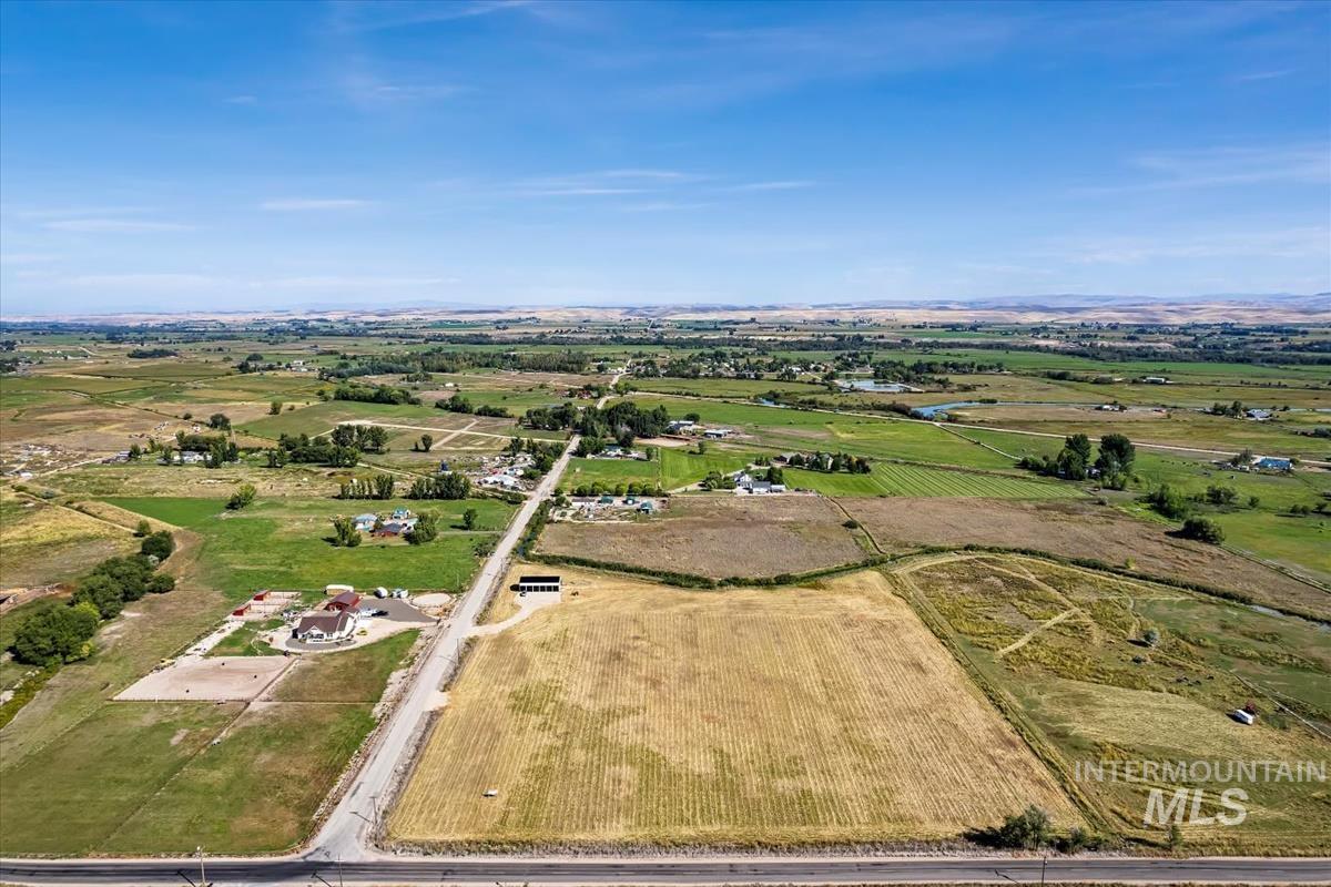 2630 Berglund Road Emmett, ID 83617 - Photo 6 of 15