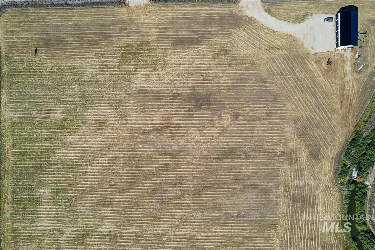 2630 Berglund Road Emmett, ID 83617 - Photo 9 of 15