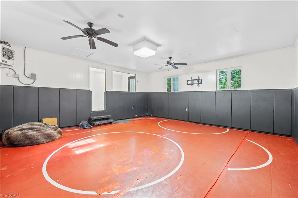 1601 Guilford College Road Jamestown, NC 27282 - Photo 25 of 40