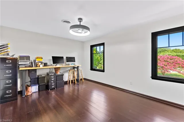 $414,900 | 1601 Guilford College Road, Jamestown, NC 27282