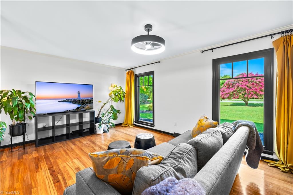 1601 Guilford College Road Jamestown, NC 27282 - Photo 6 of 40