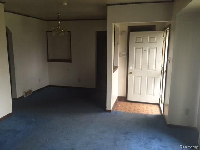 20565 Annchester Road Detroit, MI 48219 - Photo 4 of 12