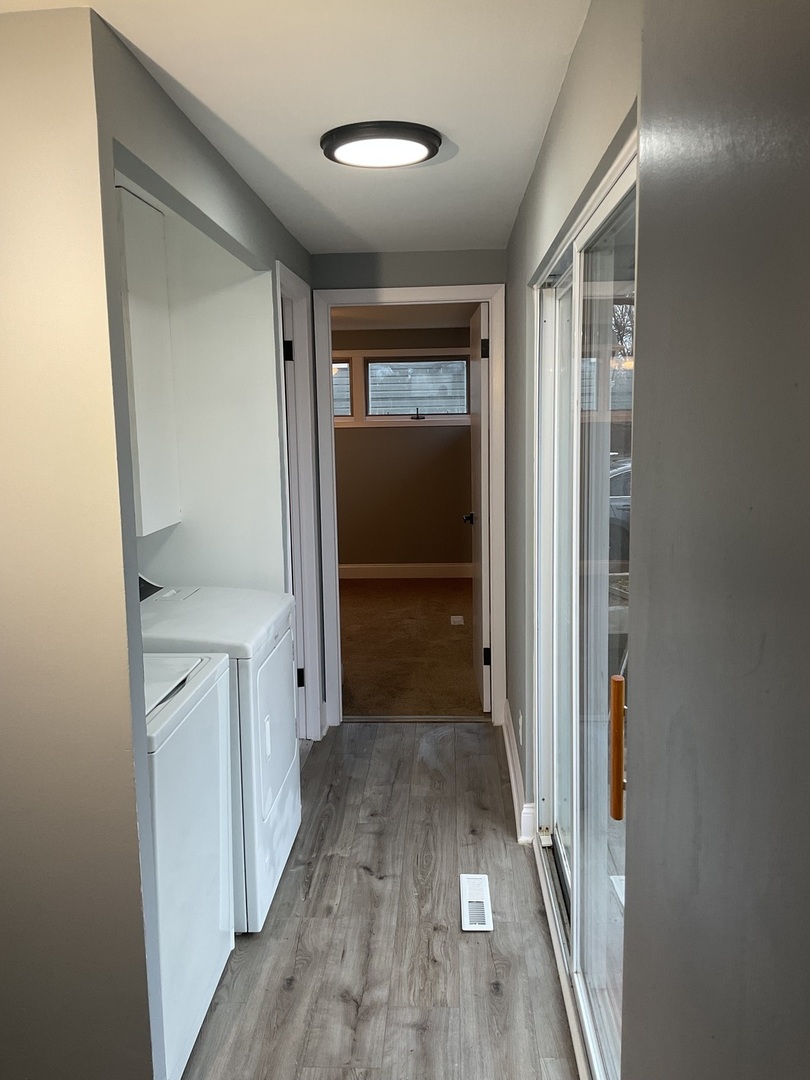 518 Tyler Drive Carpentersville, IL 60110 - Photo 15 of 23