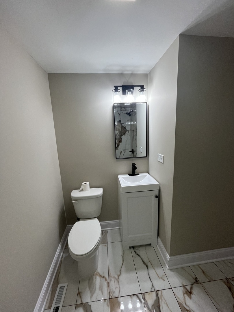 518 Tyler Drive Carpentersville, IL 60110 - Photo 22 of 23