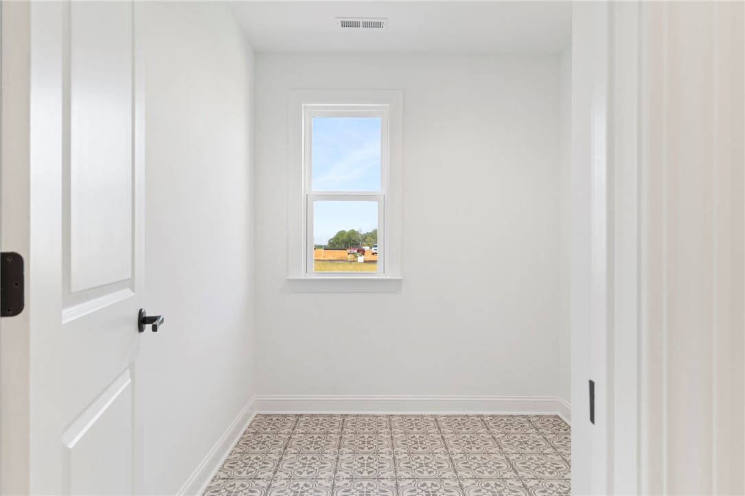 207 Branford Street, Unit SUN0132 Anderson, SC 29625 - Photo 41 of 46 Laundry Room